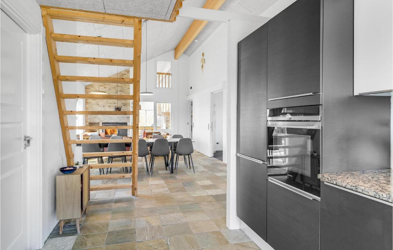 Nice Home In Tarm With Kitchen מראה חיצוני תמונה