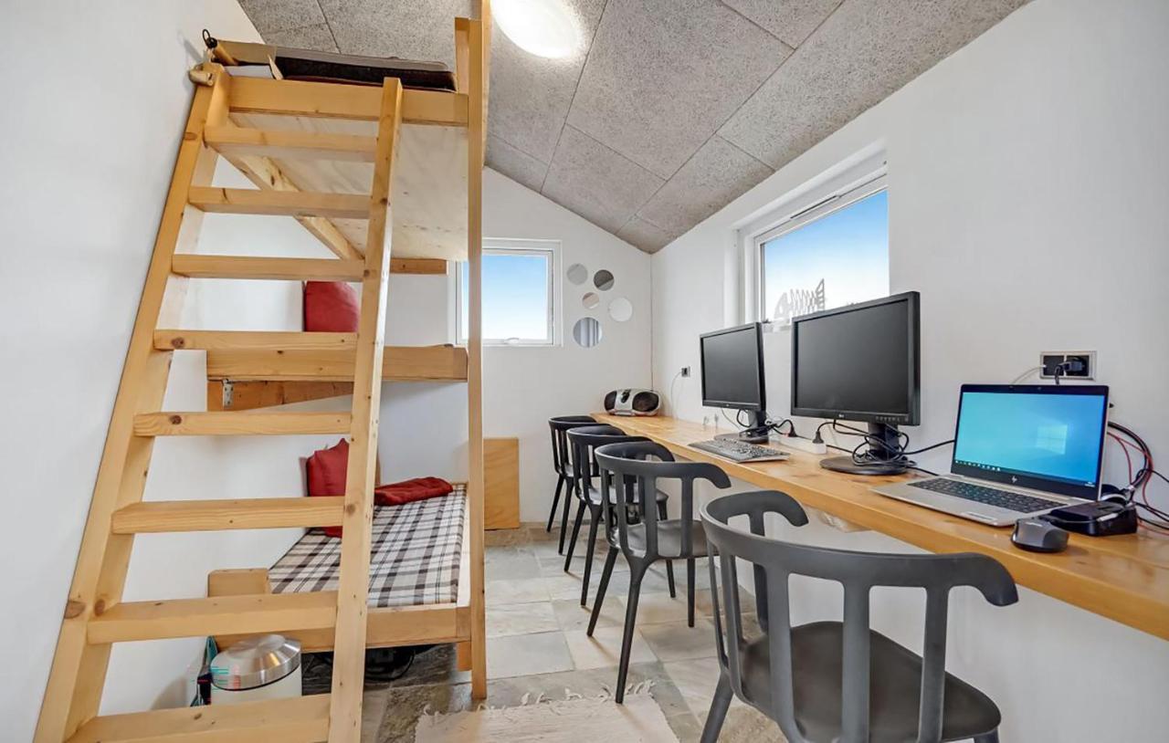 Nice Home In Tarm With Kitchen מראה חיצוני תמונה